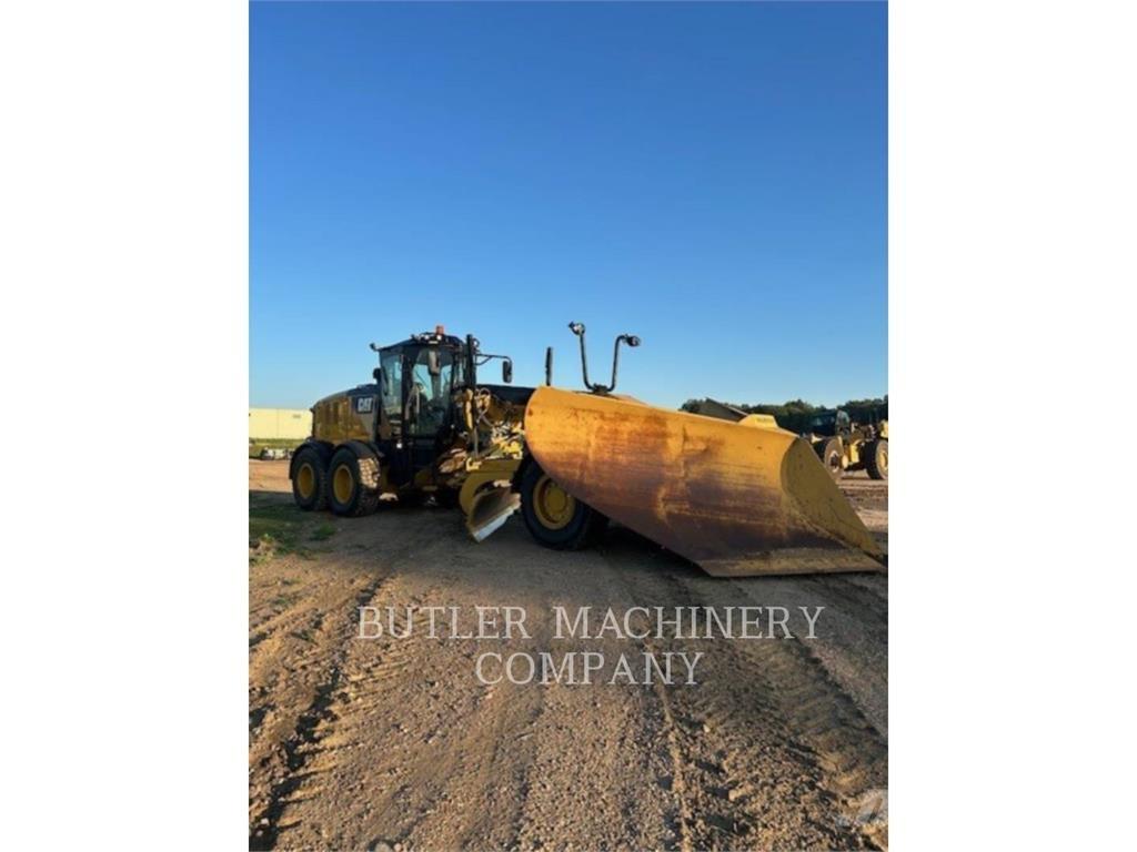 CAT 140M3AWD Gréderek