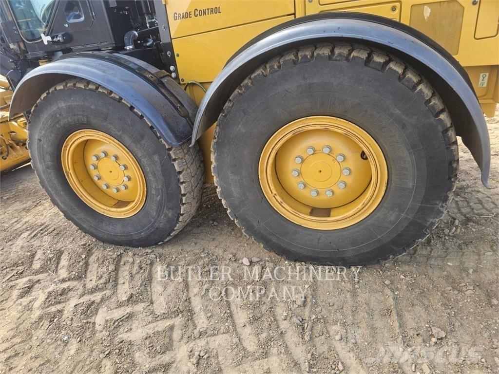 CAT 140M3AWD Gréderek