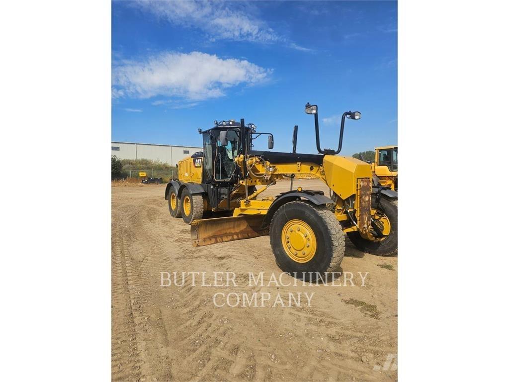 CAT 140M3AWD Gréderek