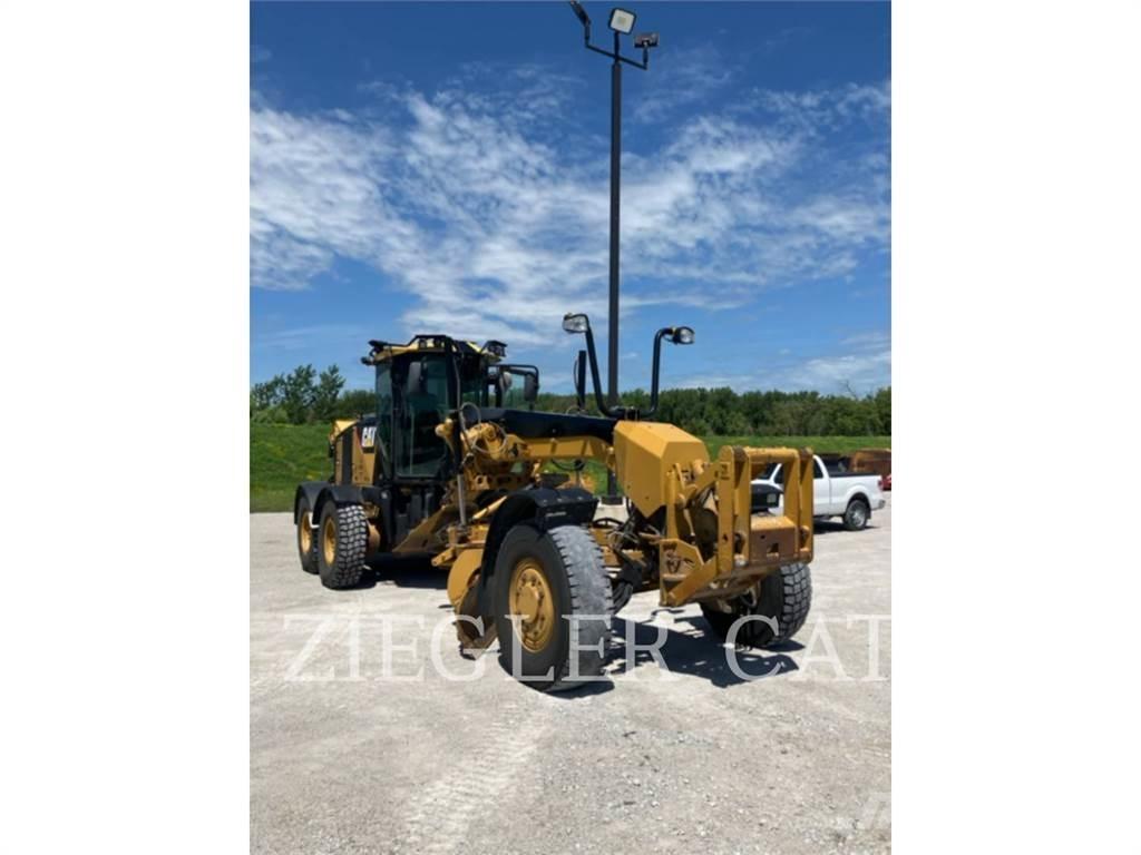 CAT 140MAWD Gréderek