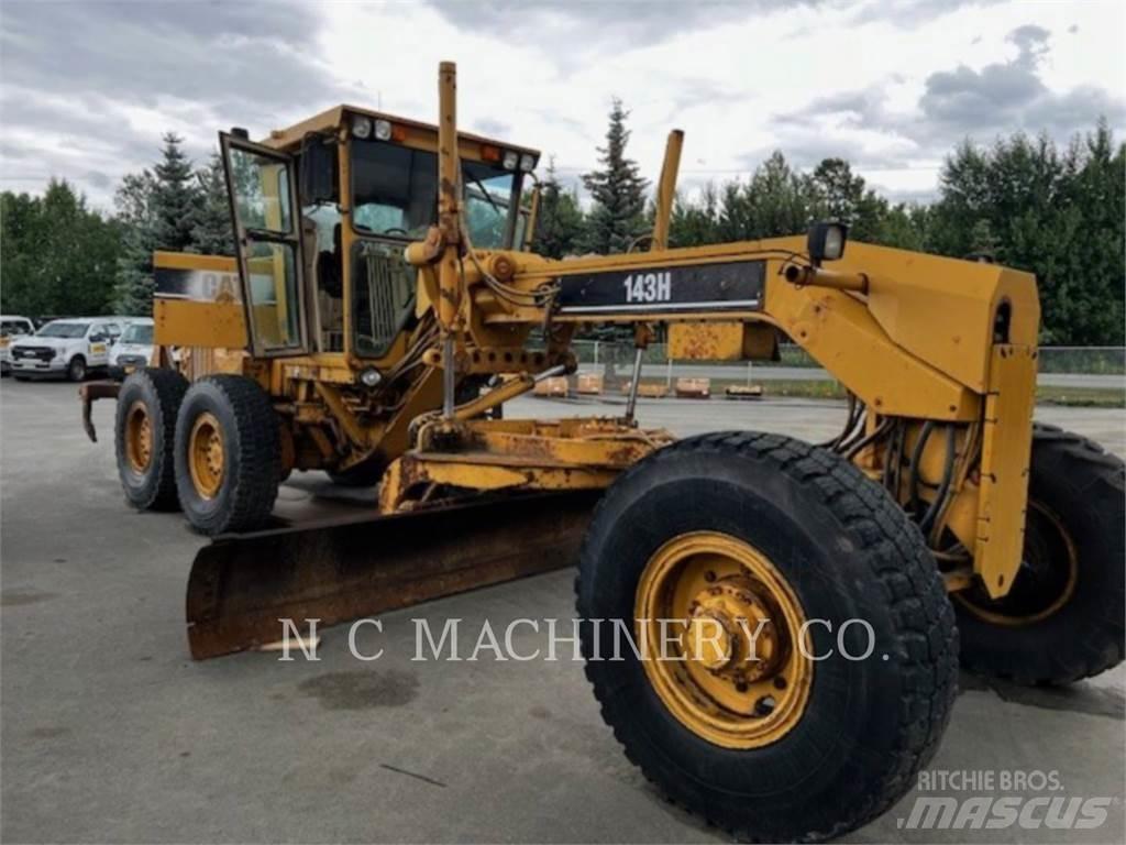 CAT 143H Gréderek