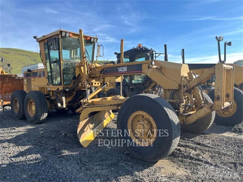 CAT 143H Gréderek