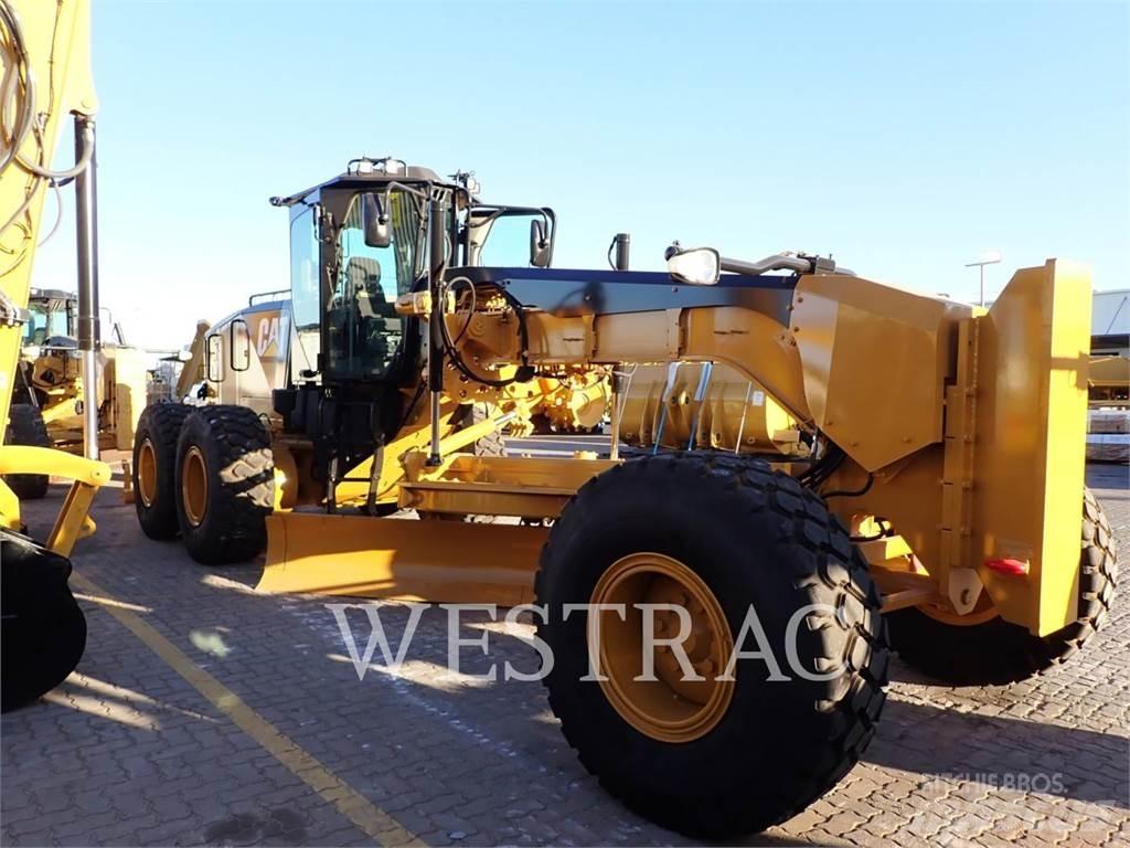 CAT 14M Gréderek