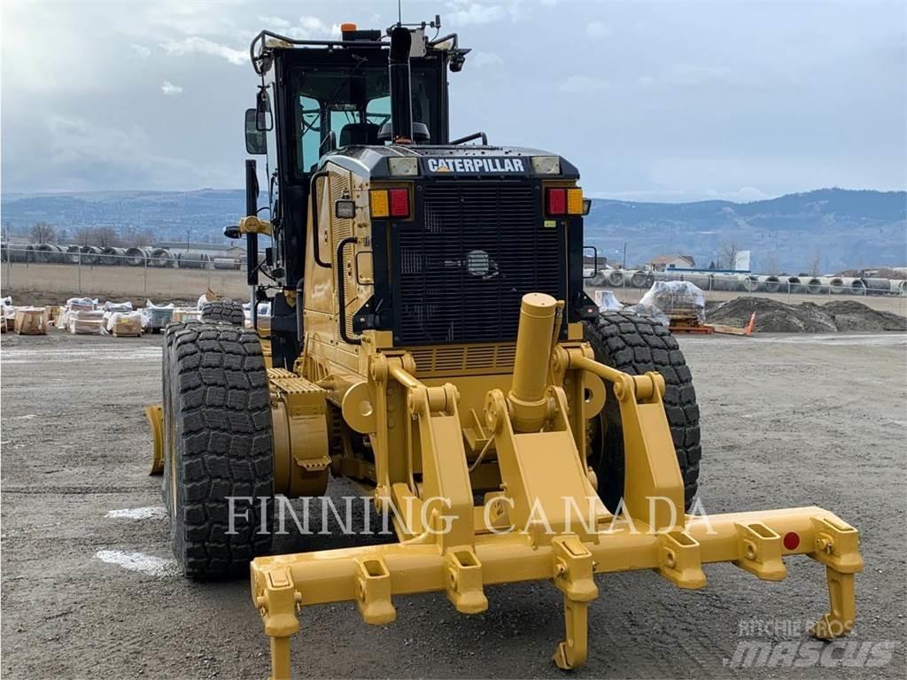 CAT 14M Gréderek