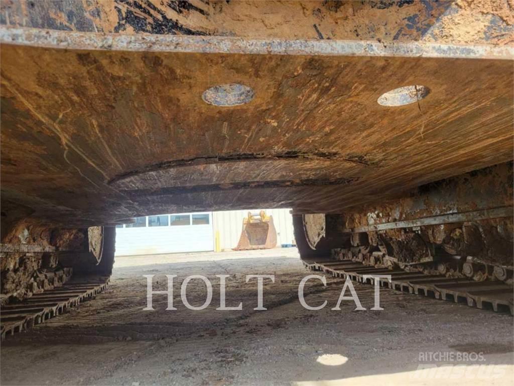 CAT 14M Gréderek