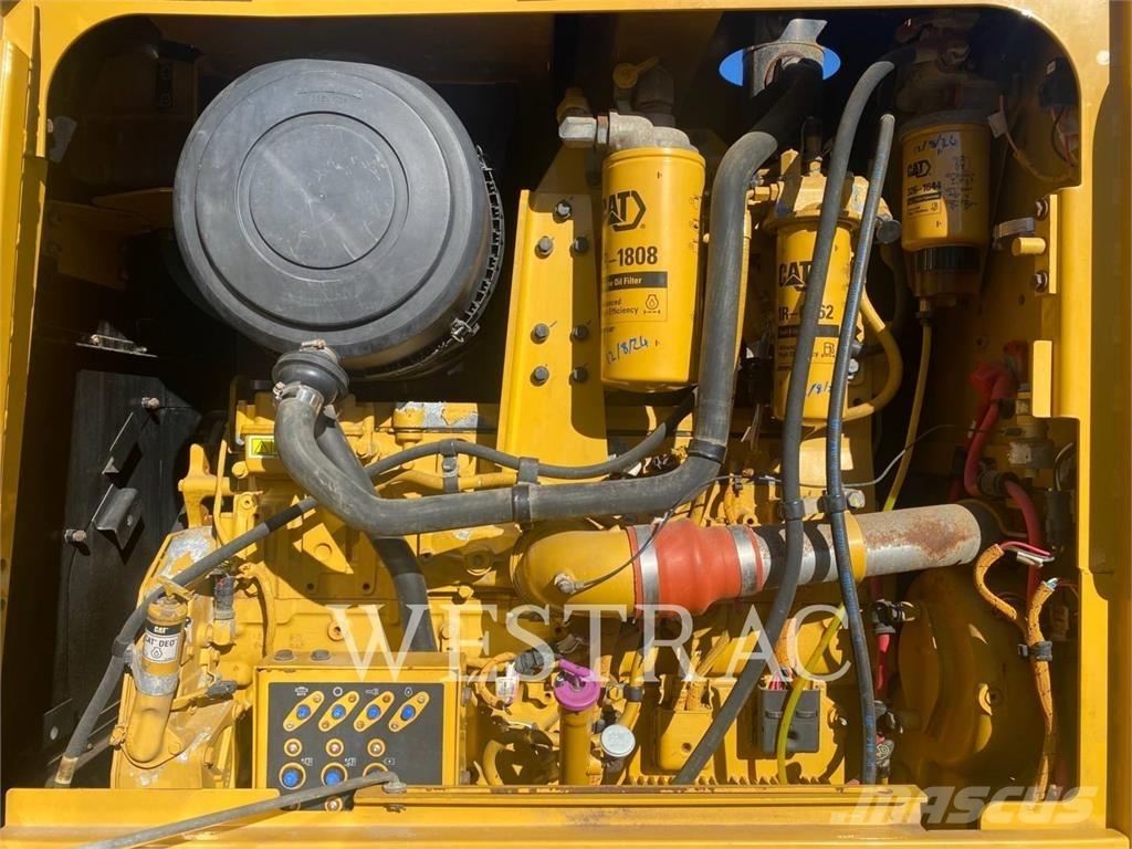 CAT 14M Gréderek