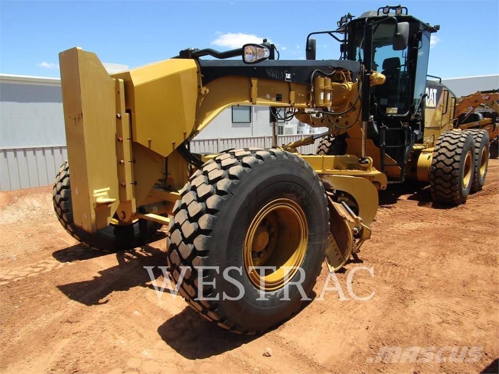 CAT 14M Gréderek