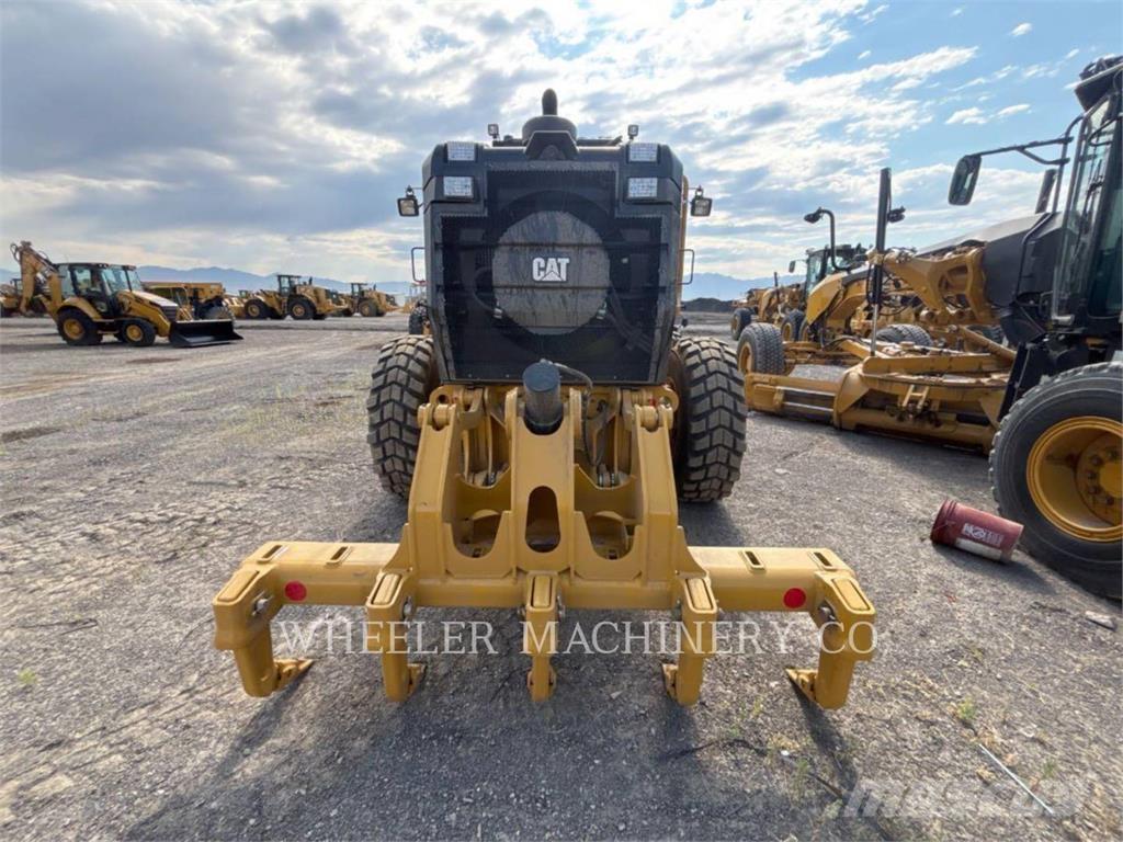 CAT 150 15 Gréderek