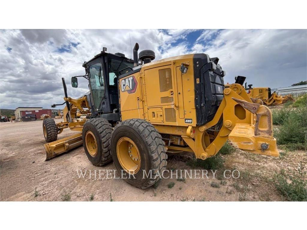 CAT 150 AWD Gréderek