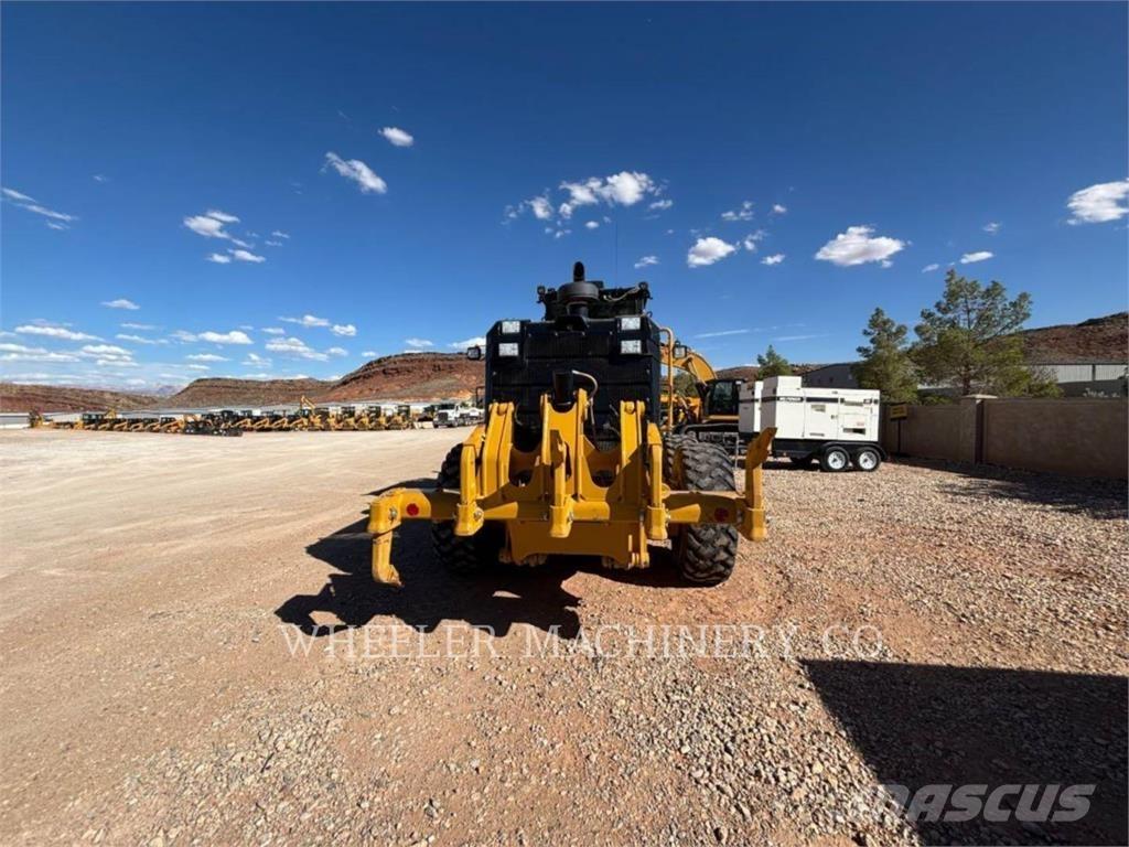 CAT 150 AWD Gréderek