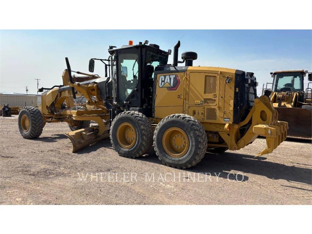 CAT 150 AWD Gréderek