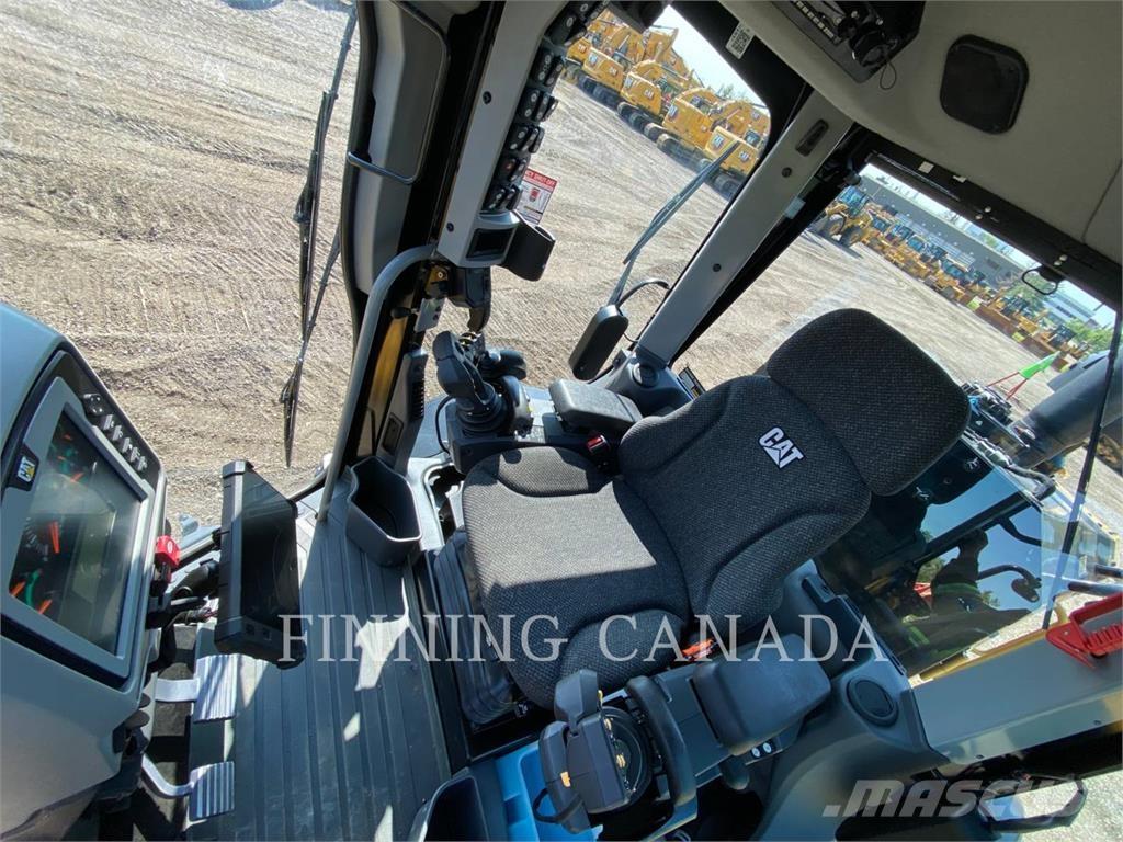 CAT 150 AWD Gréderek