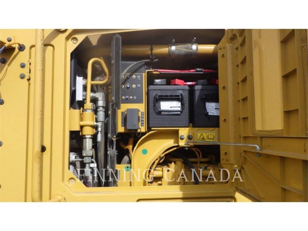 CAT 160-15 AWD Gréderek
