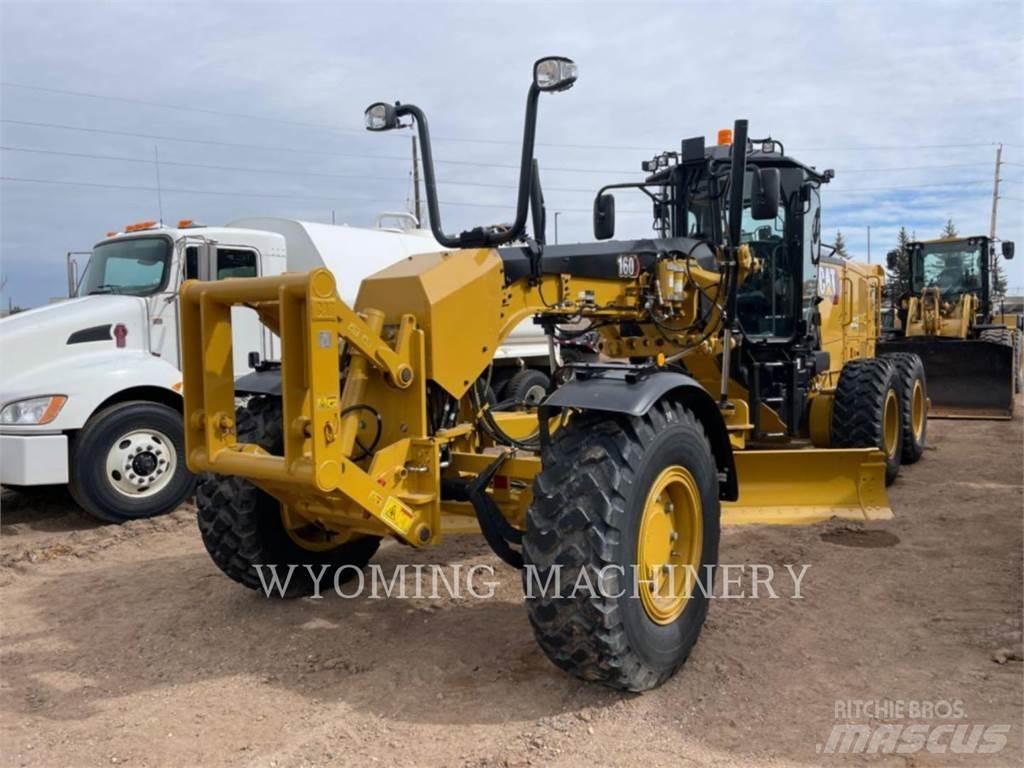CAT 160 AWD Gréderek