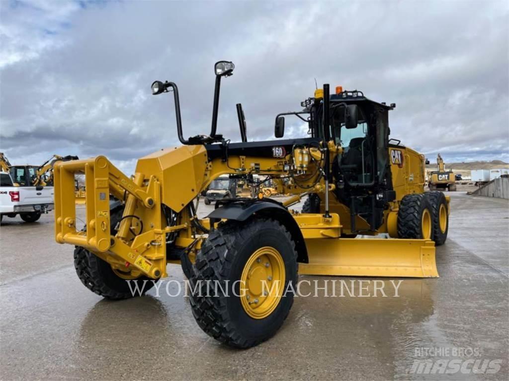 CAT 160 AWD Gréderek