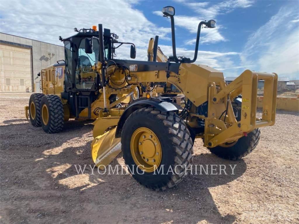 CAT 160 AWD Gréderek