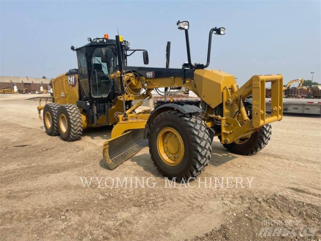CAT 160 AWD Gréderek
