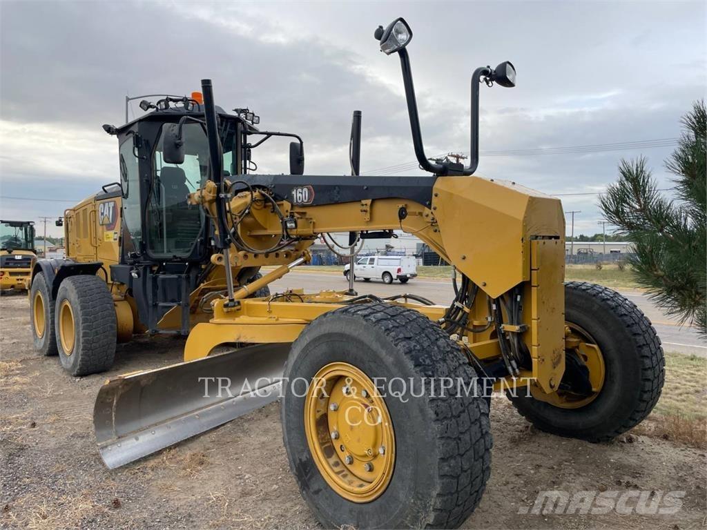 CAT 160 AWD Gréderek