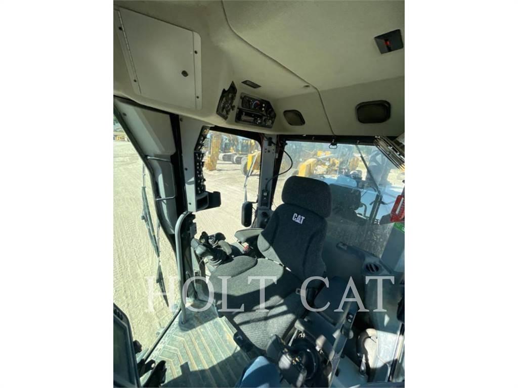 CAT 160M3 Gréderek