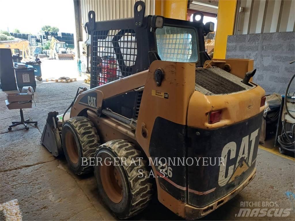 CAT 226 Kompaktrakodók