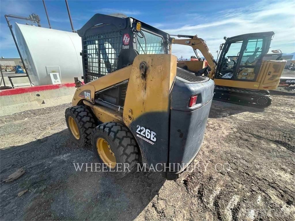 CAT 226B MA11 Kompaktrakodók