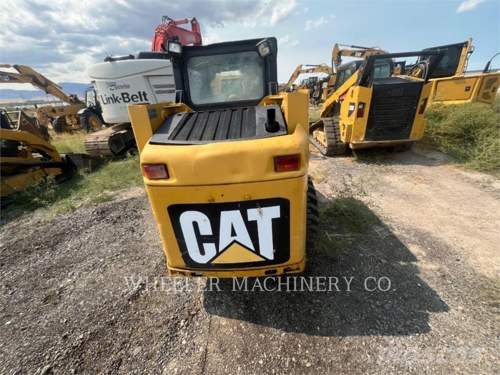 CAT 226B3 C3 Kompaktrakodók