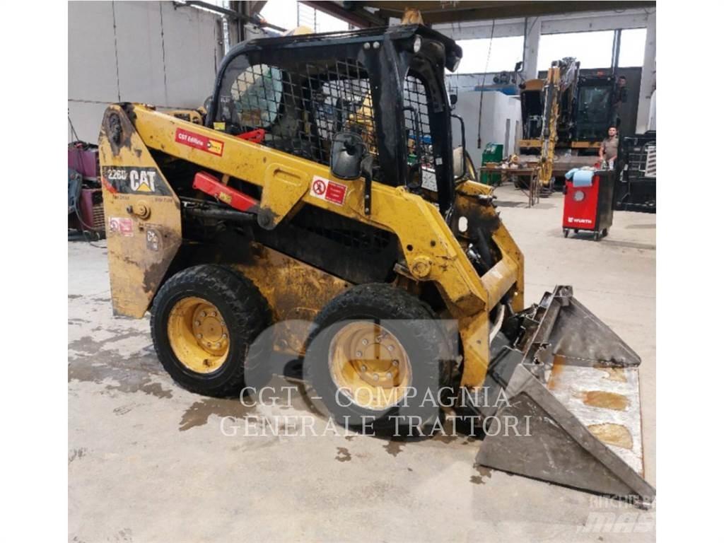 CAT 226D Kompaktrakodók