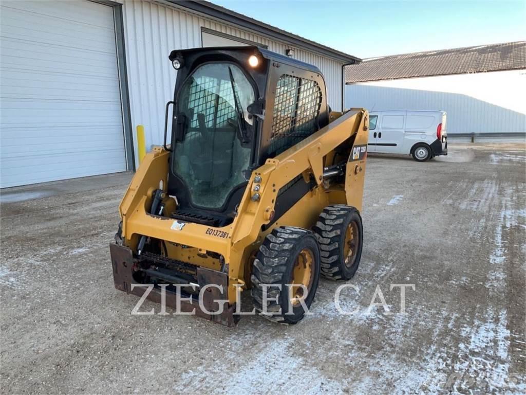 CAT 226D Kompaktrakodók