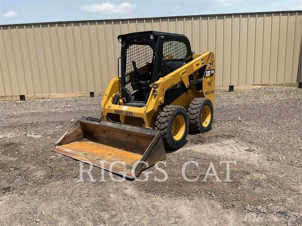 CAT 226D Kompaktrakodók