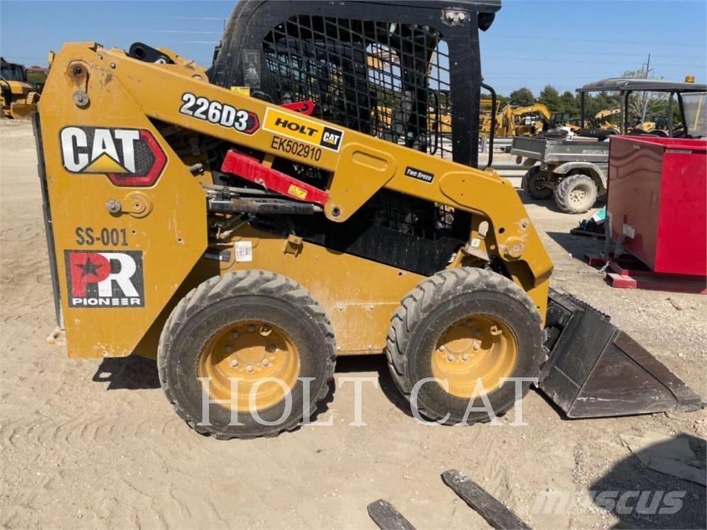 CAT 226D Kompaktrakodók