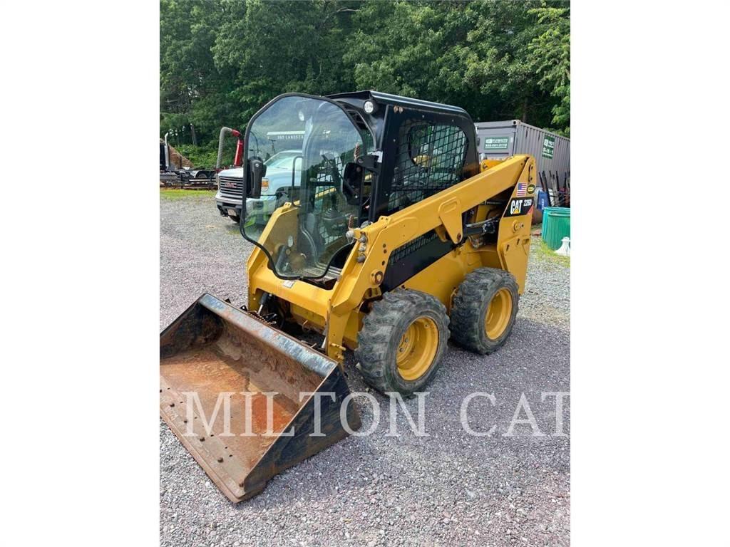CAT 226D Kompaktrakodók