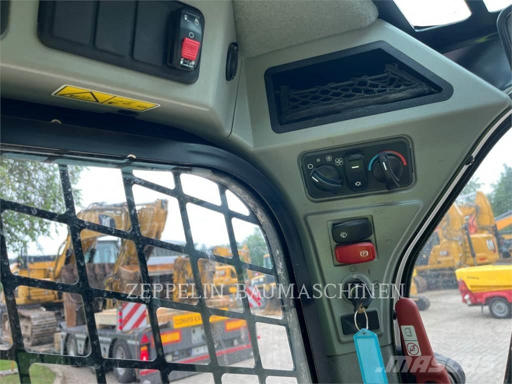 CAT 226D Kompaktrakodók