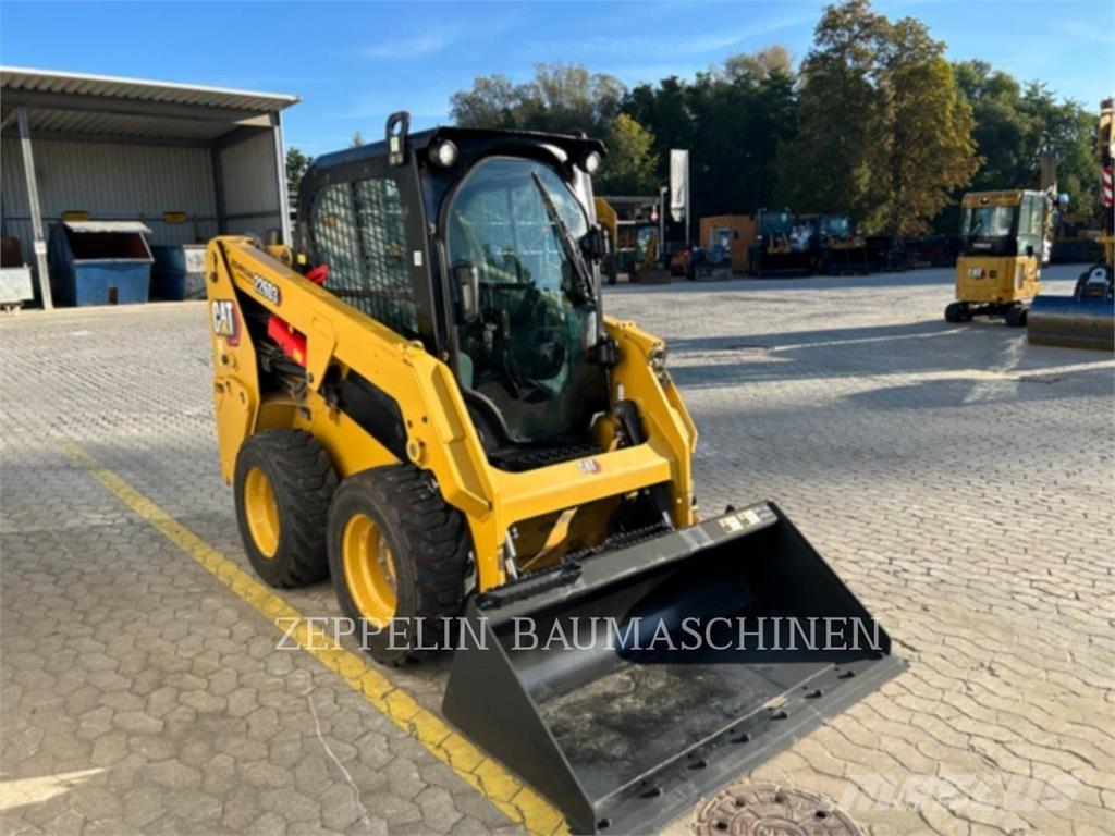 CAT 226D Kompaktrakodók