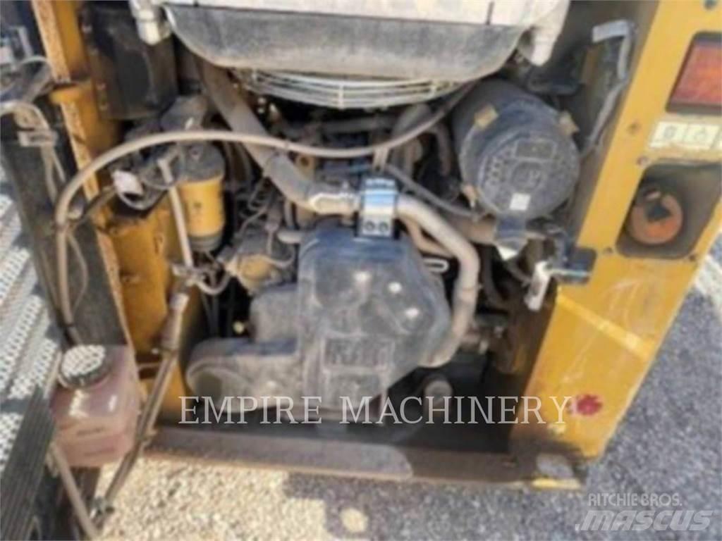 CAT 226D3 Kompaktrakodók