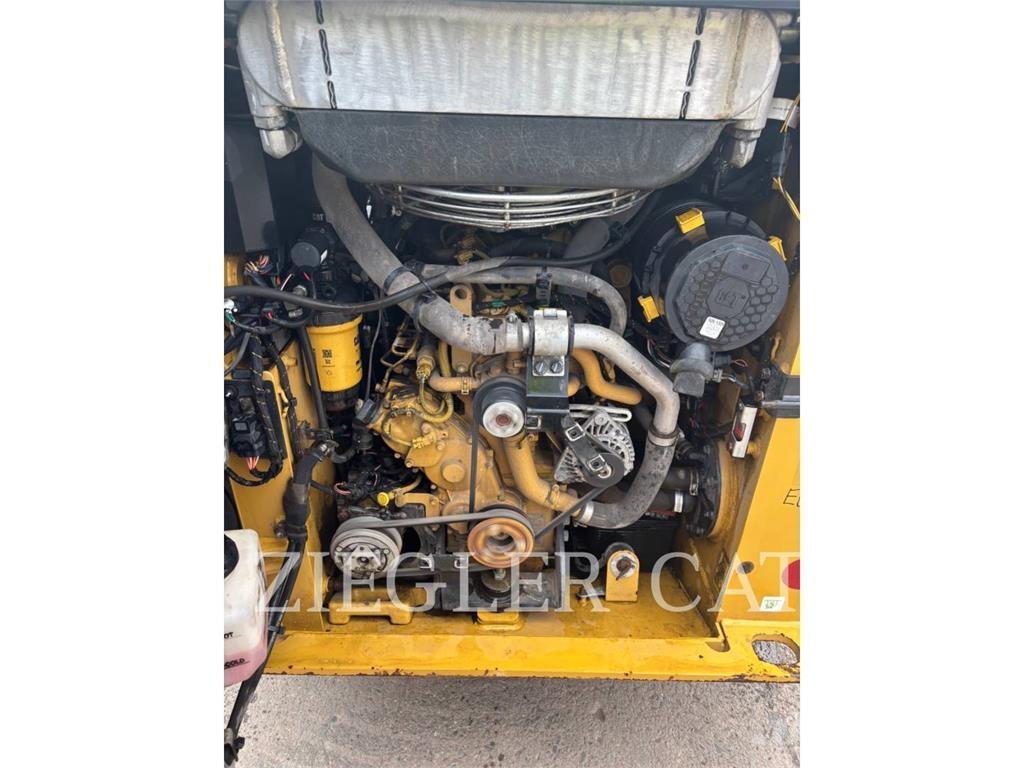 CAT 232D3 Kompaktrakodók