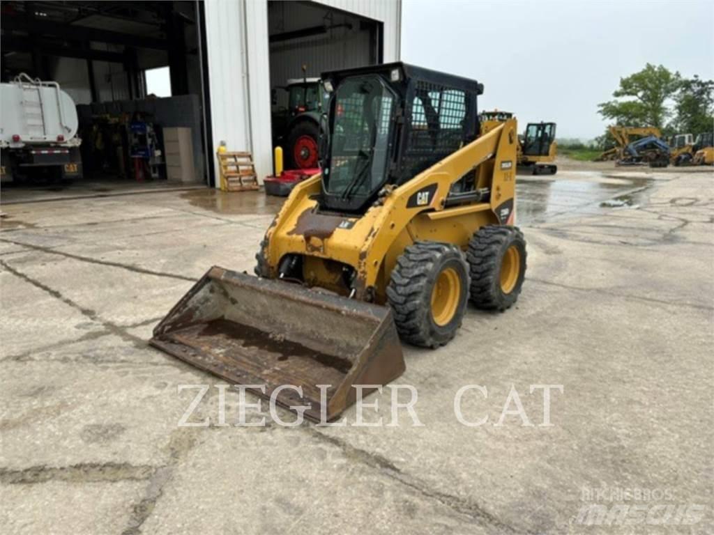 CAT 236B3 Kompaktrakodók