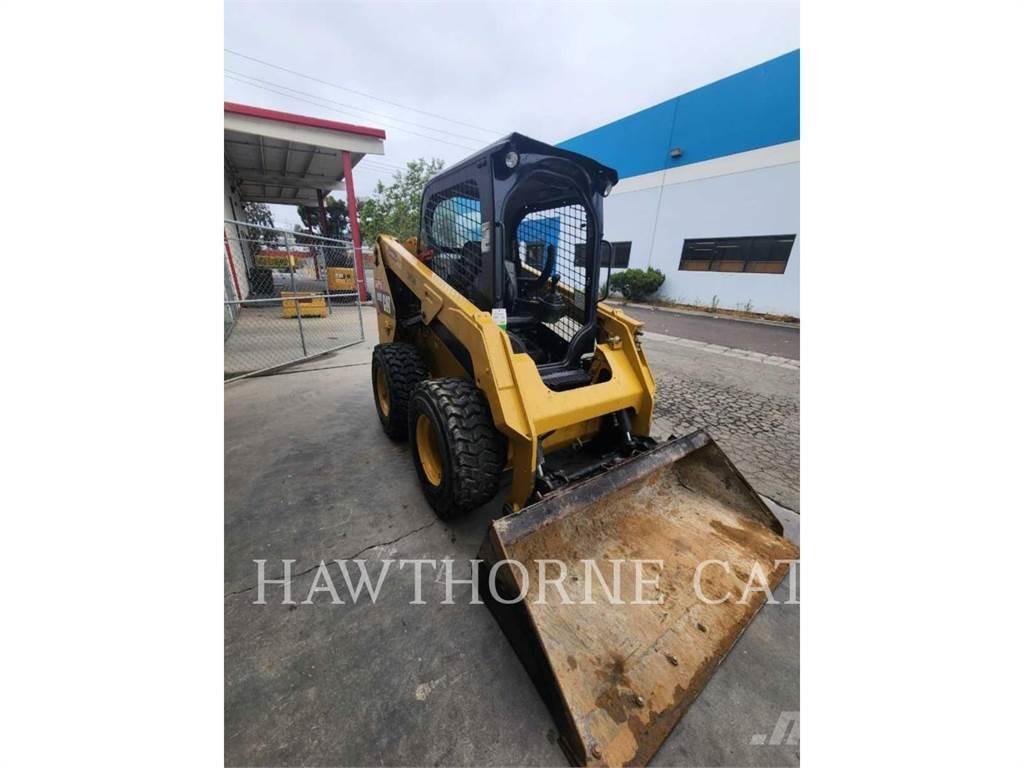 CAT 236D Kompaktrakodók