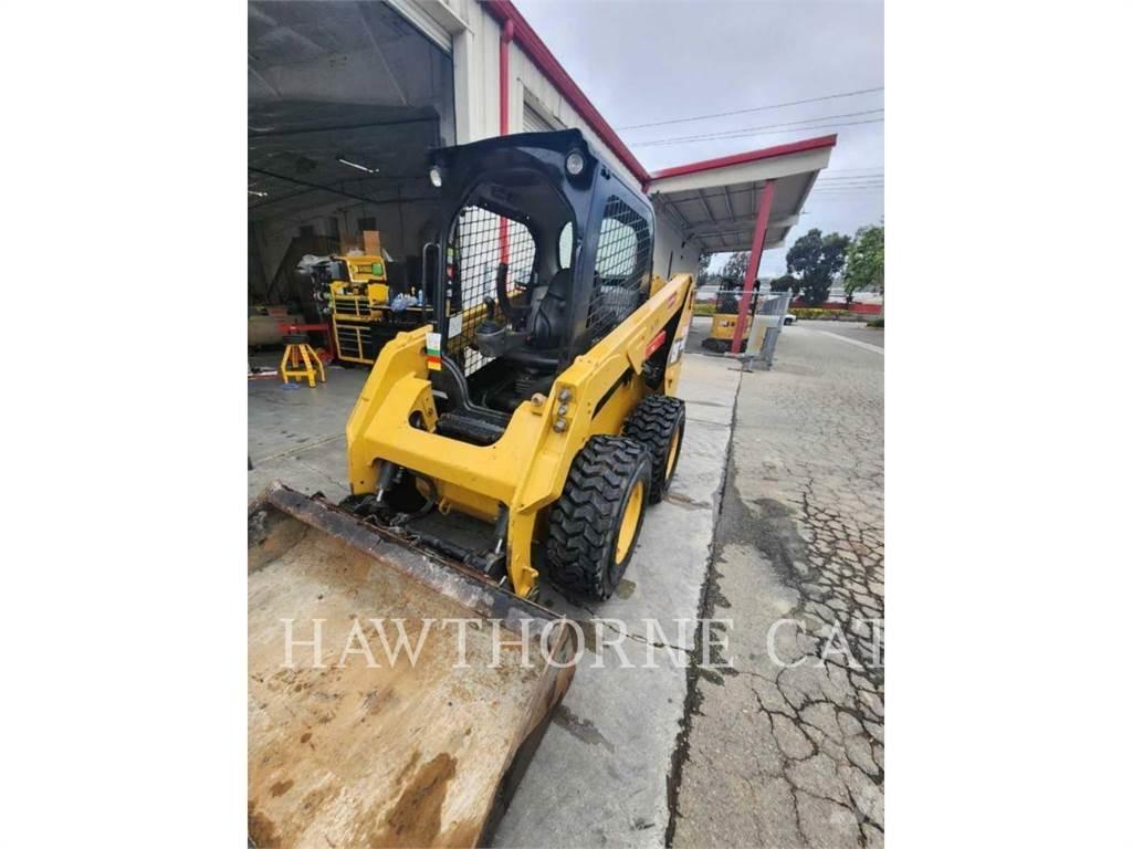 CAT 236D Kompaktrakodók