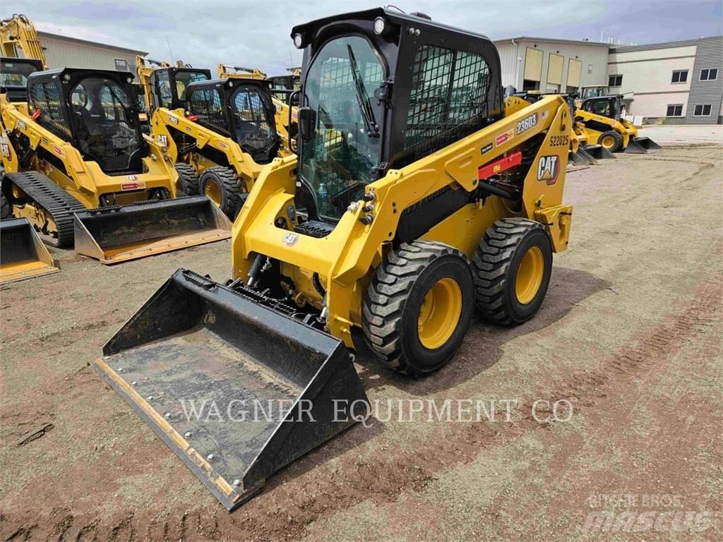 CAT 236D3 Kompaktrakodók