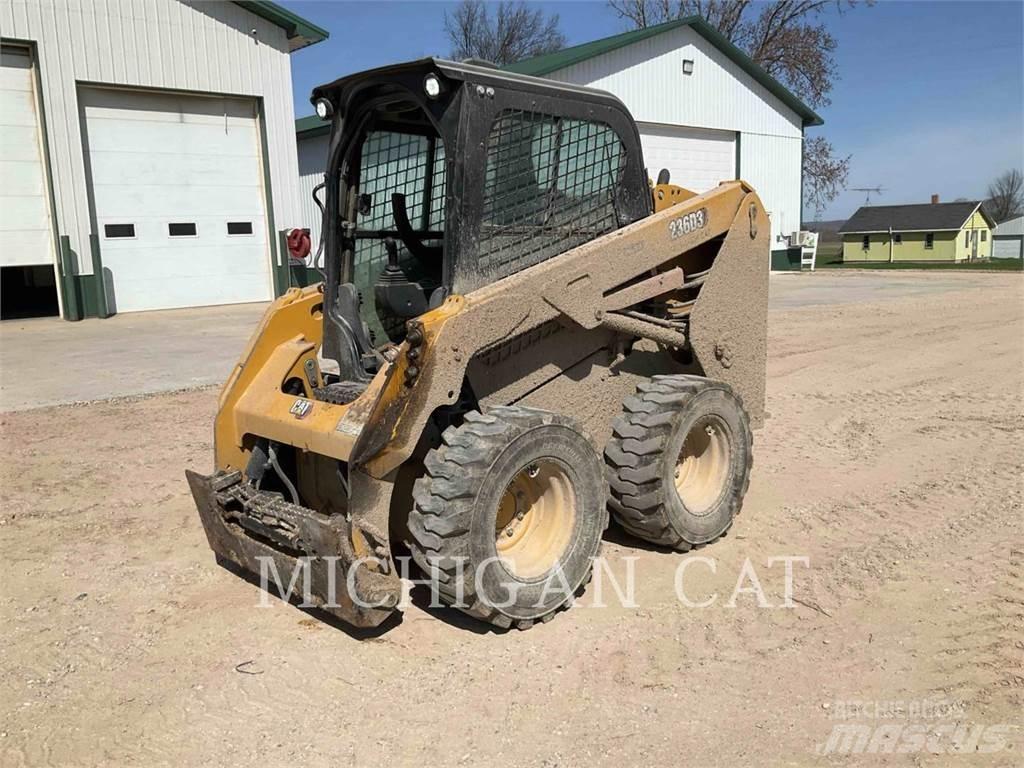 CAT 236D3 A2Q Kompaktrakodók