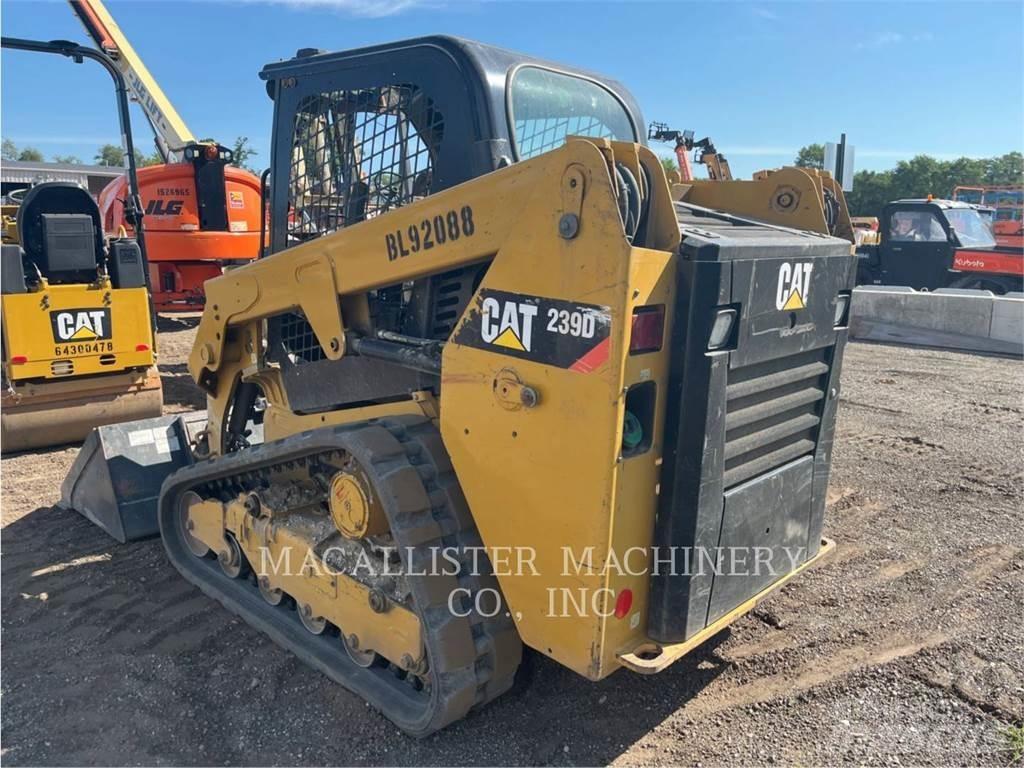 CAT 239D Lánctalpas homlokrakodók