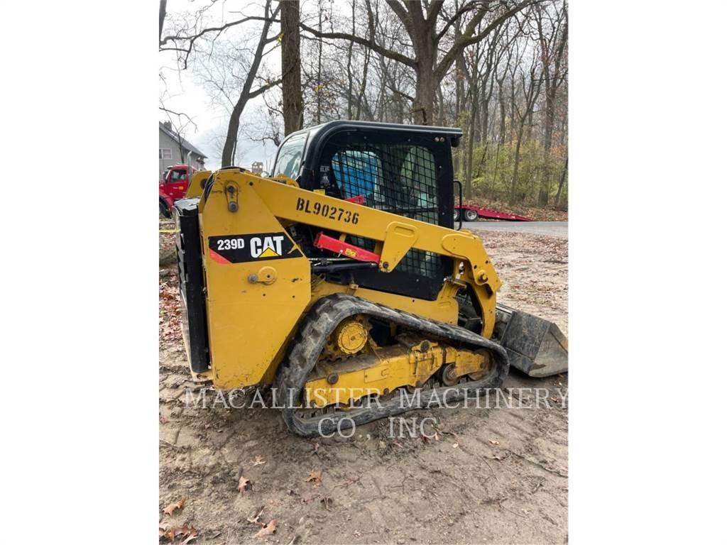 CAT 239D Lánctalpas homlokrakodók
