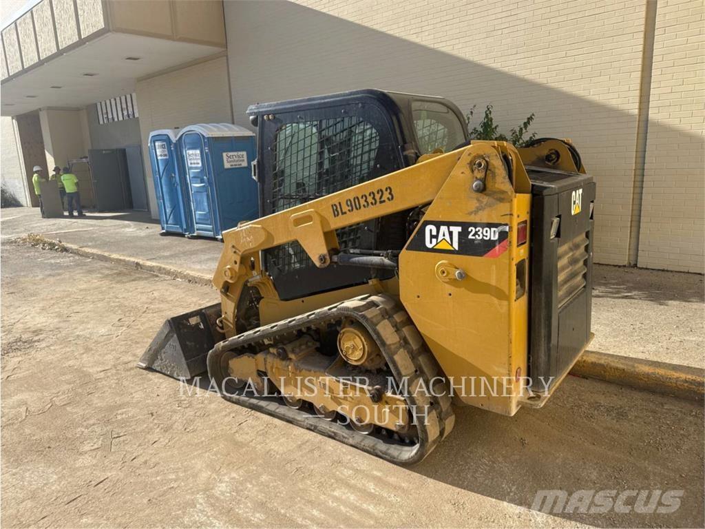 CAT 239D Lánctalpas homlokrakodók