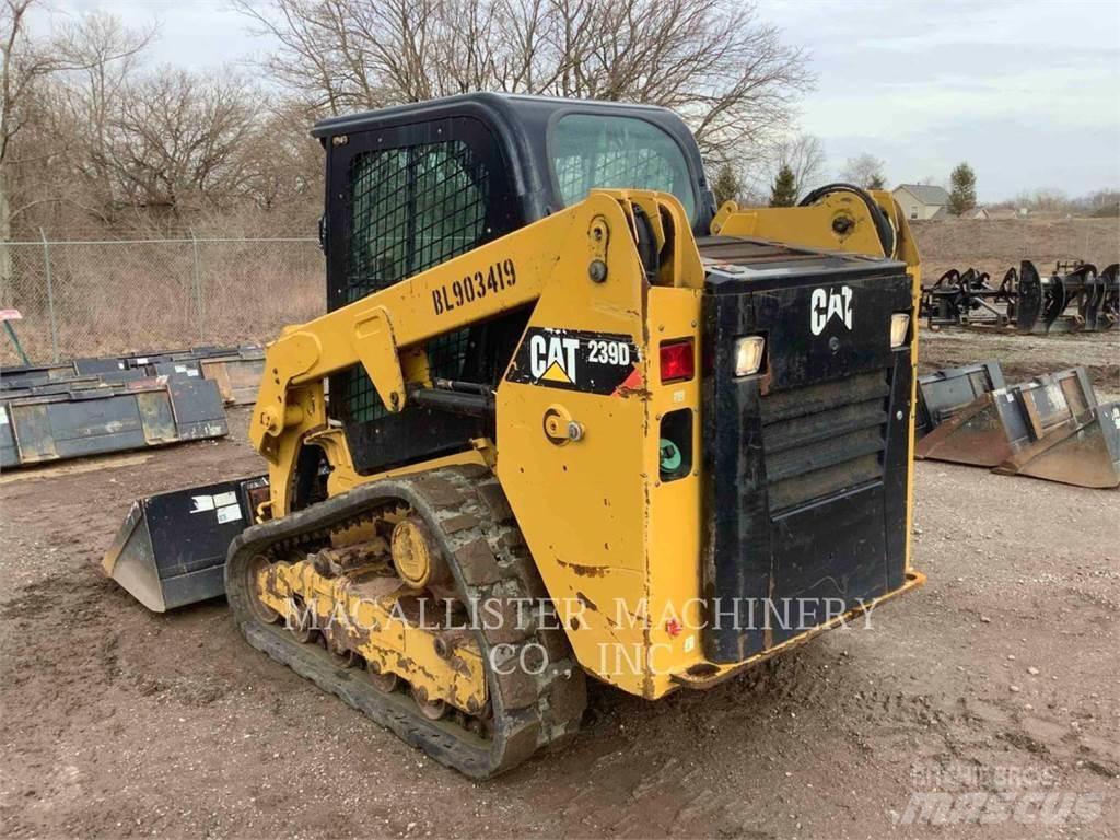 CAT 239D Lánctalpas homlokrakodók