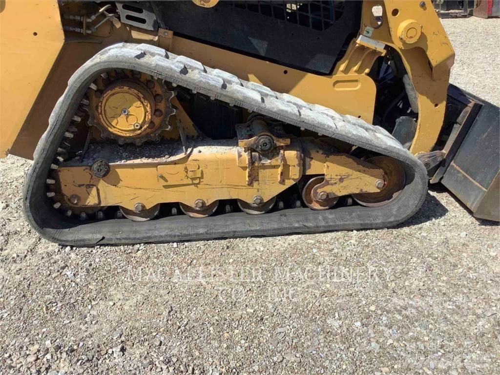 CAT 239D Lánctalpas homlokrakodók
