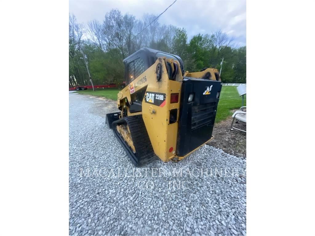 CAT 239D Lánctalpas homlokrakodók