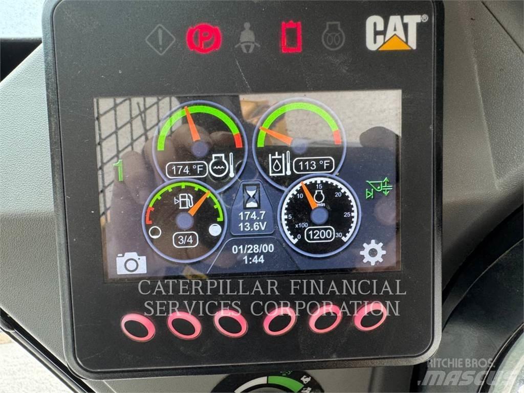 CAT 239D3 Lánctalpas homlokrakodók