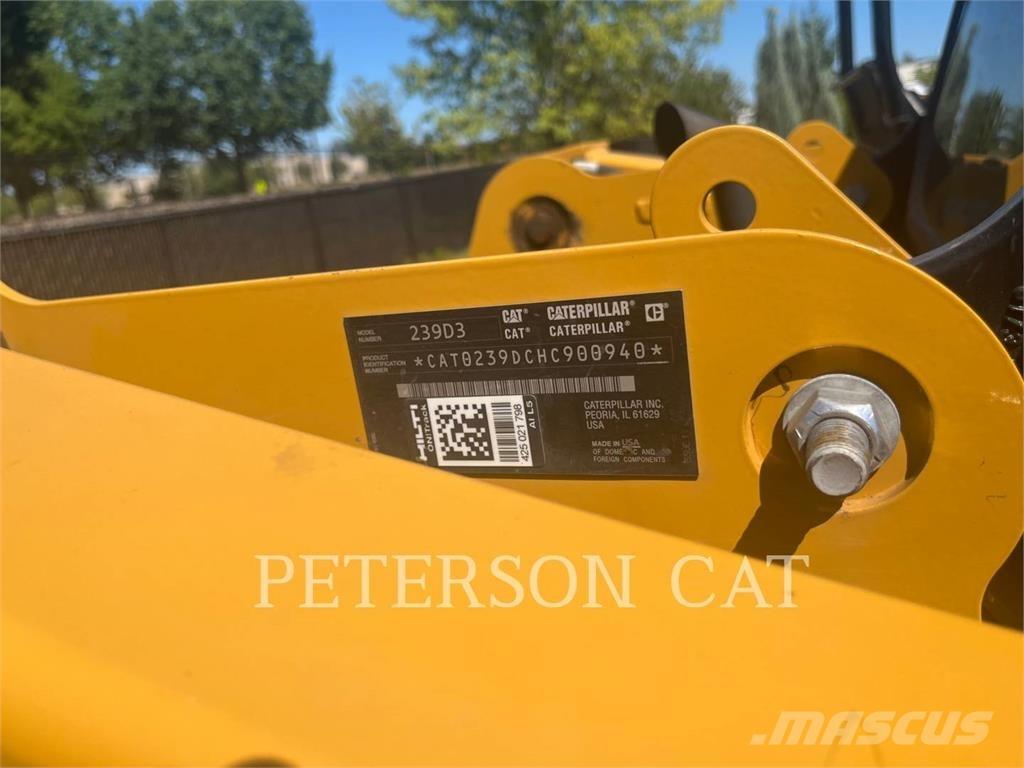 CAT 239D3 Kompaktrakodók