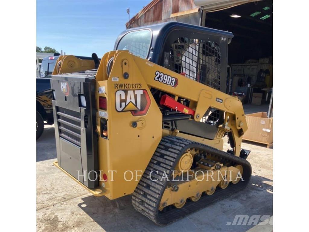CAT 239D3 Lánctalpas homlokrakodók
