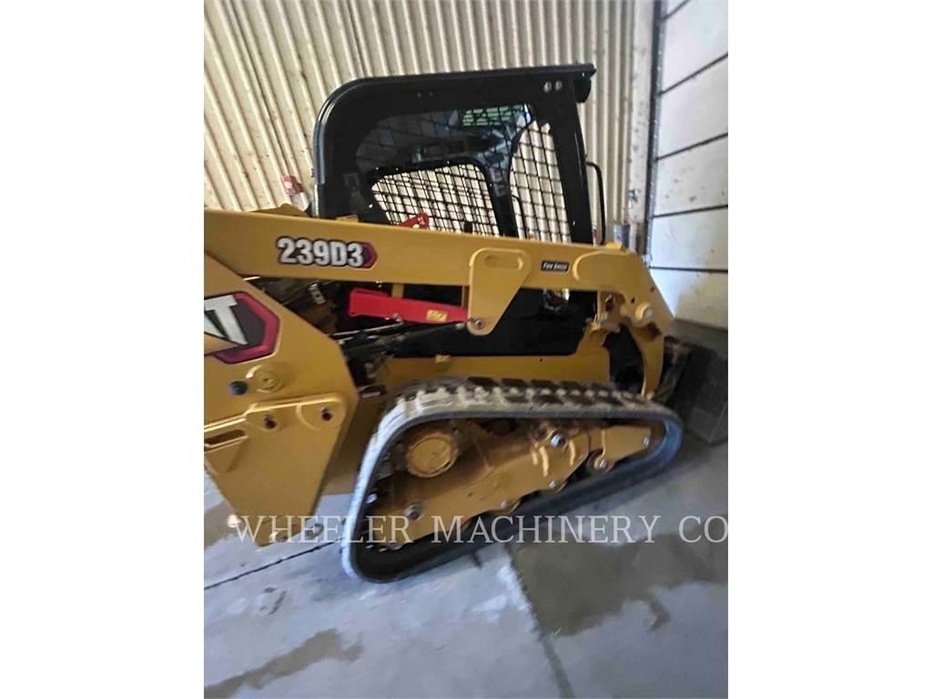 CAT 239D3 C1H2 Lánctalpas homlokrakodók